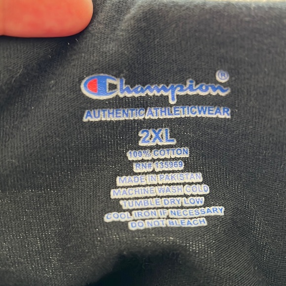 Champion Black Men’s Tee Size 2XL - Picture 4 of 5